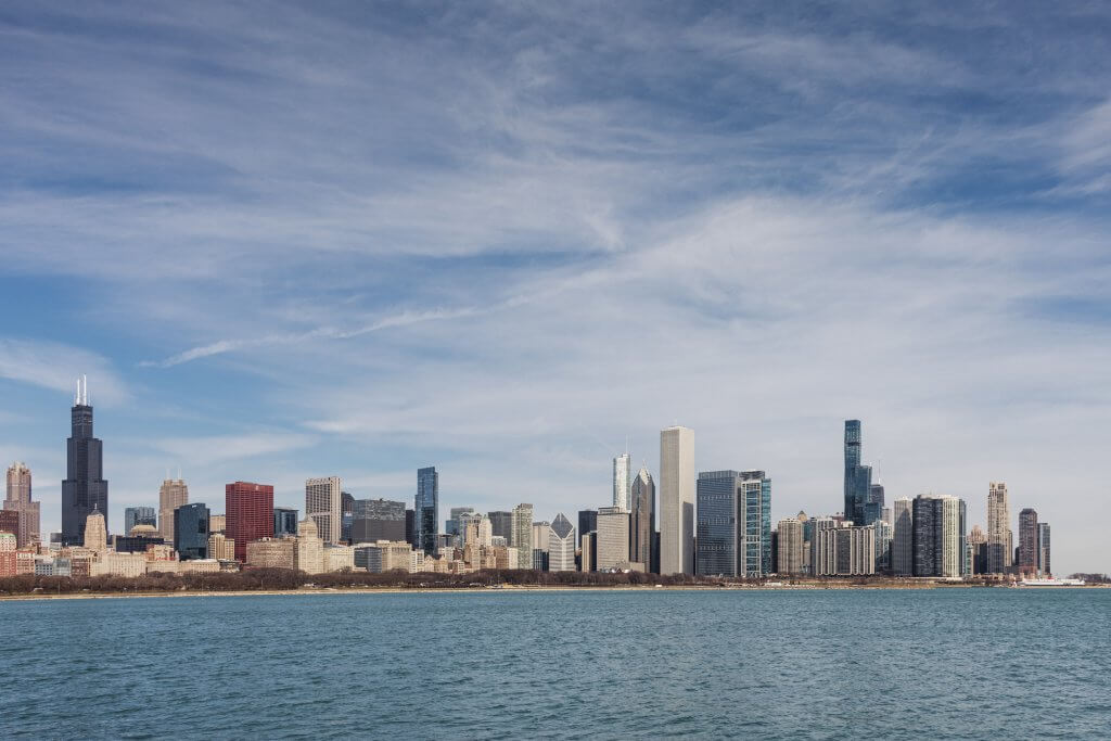Skyline Chicago, a sinistra si vede la Willis Tower con la sua altezza.