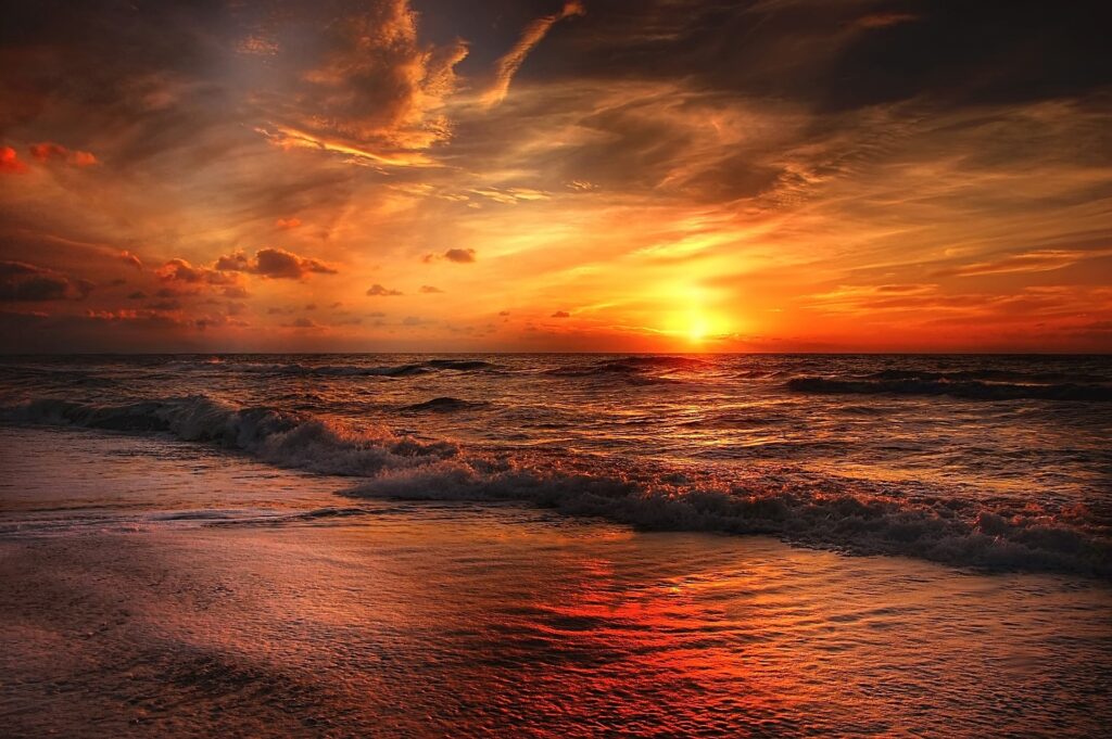 mare al tramonto